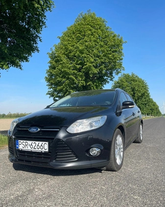 Ford Focus cena 28500 przebieg: 225000, rok produkcji 2013 z Góra małe 277